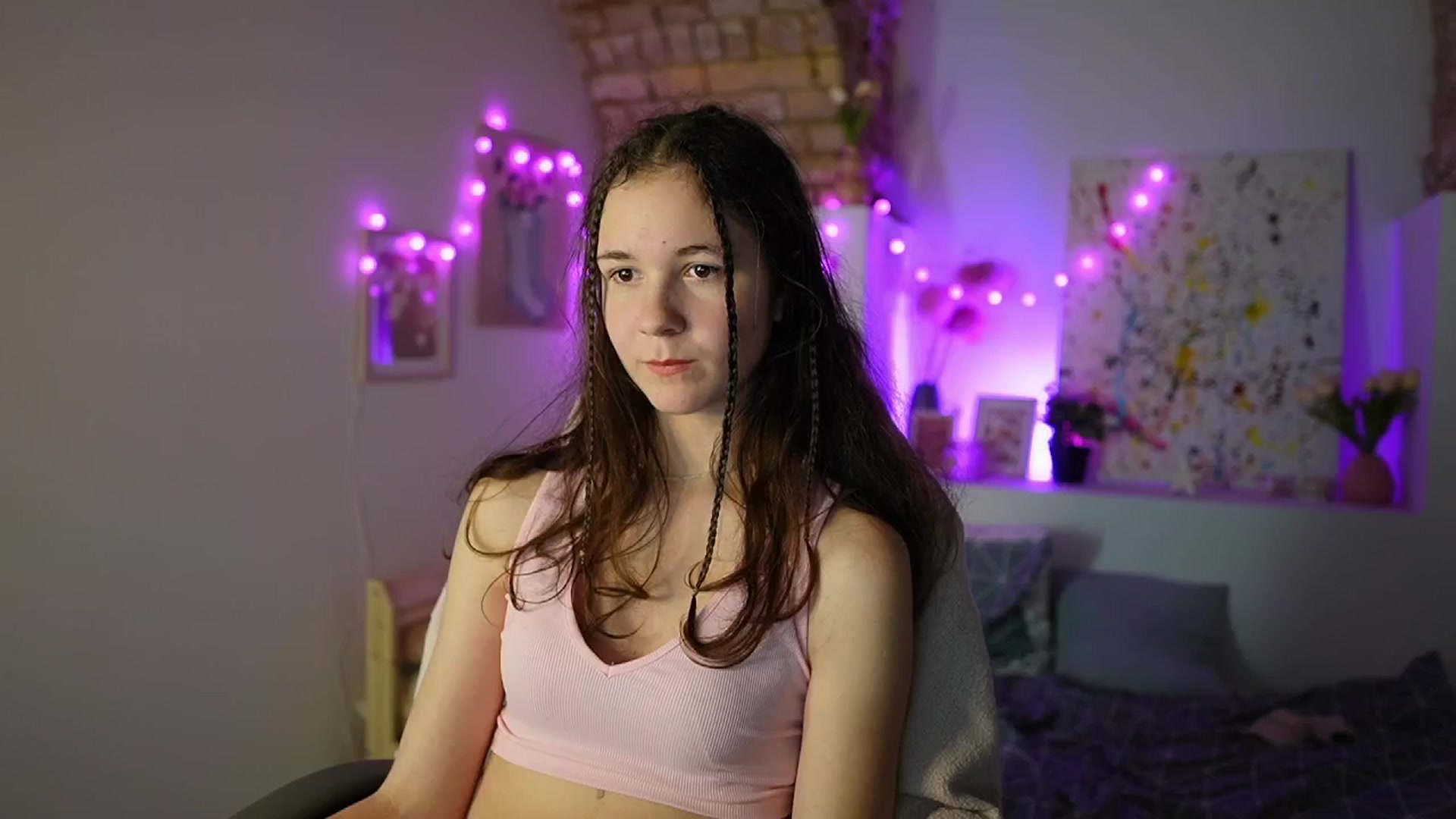 Gallery image thumbnail from Ava__Taylor_'s myfreecams stream on, 01/07/2025, 16:22 image 17 of 20