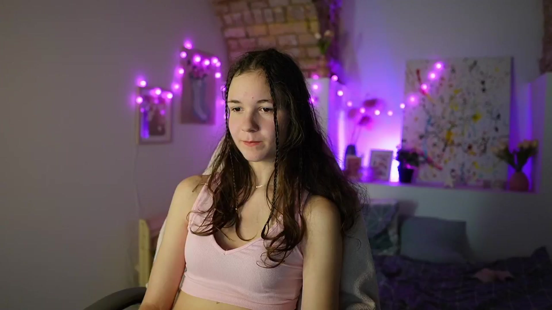 Gallery image thumbnail from Ava__Taylor_'s myfreecams stream on, 01/07/2025, 16:22 image 10 of 20
