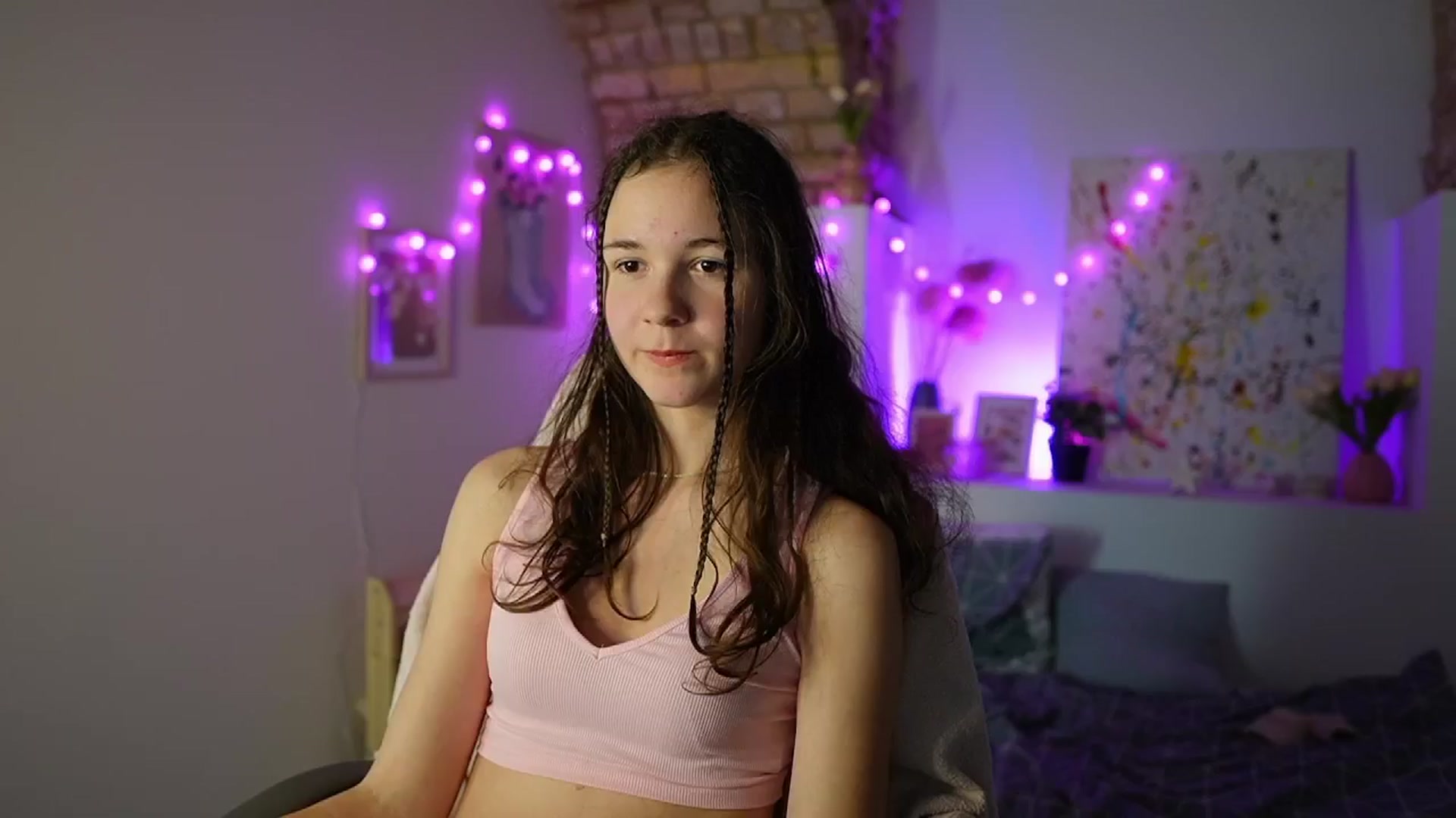 Gallery image thumbnail from Ava__Taylor_'s myfreecams stream on, 01/07/2025, 16:22 image 8 of 20