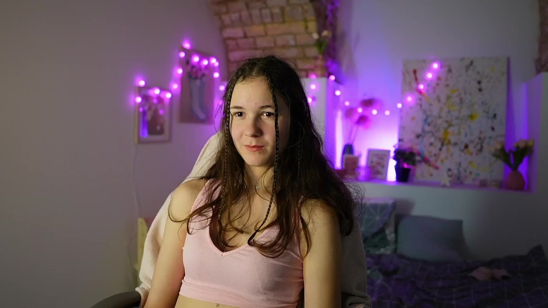 Gallery image thumbnail from Ava__Taylor_'s myfreecams stream on, 01/07/2025, 17:08 image 3 of 20