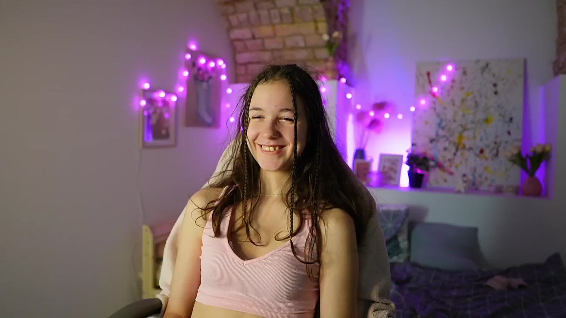 Gallery image thumbnail from Ava__Taylor_'s myfreecams stream on, 01/07/2025, 17:08 image 19 of 20