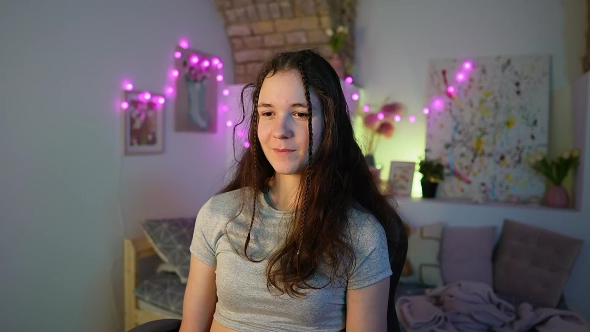 Gallery image thumbnail from Ava__Taylor_'s myfreecams stream on, 01/08/2025, 18:54 image 7 of 20