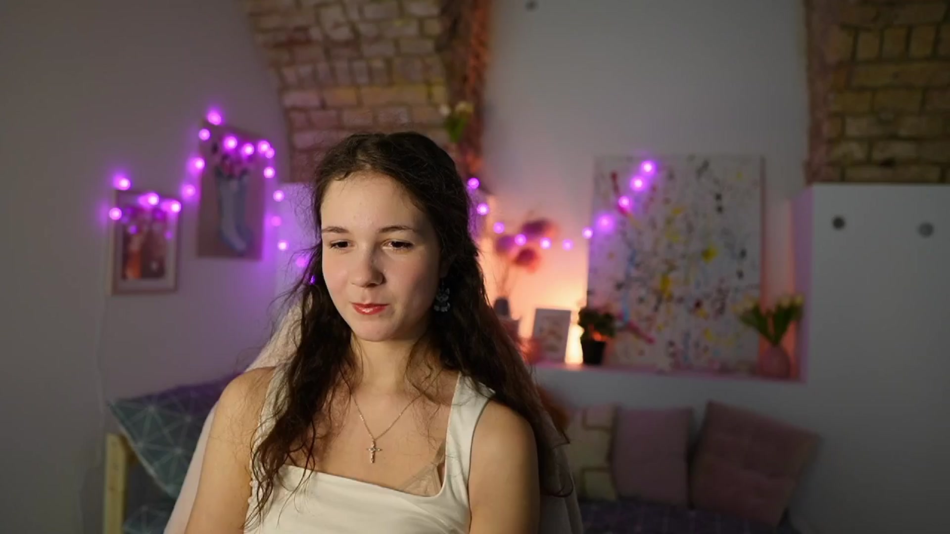 Gallery image thumbnail from Ava__Taylor_'s myfreecams stream on, 01/09/2025, 15:59 image 4 of 20