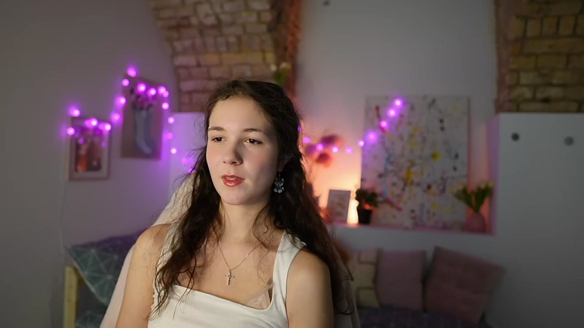 Gallery image thumbnail from Ava__Taylor_'s myfreecams stream on, 01/09/2025, 15:59 image 5 of 20