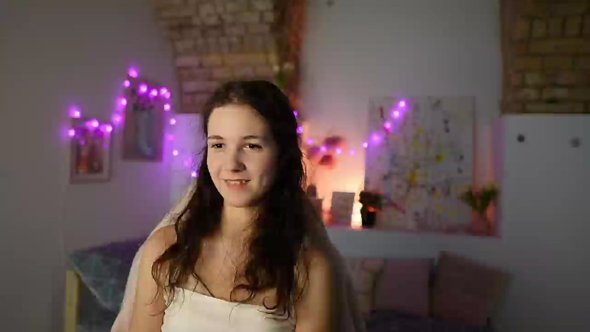 Gallery image thumbnail from Ava__Taylor_'s myfreecams stream on, 01/09/2025, 18:53 image 1 of 20