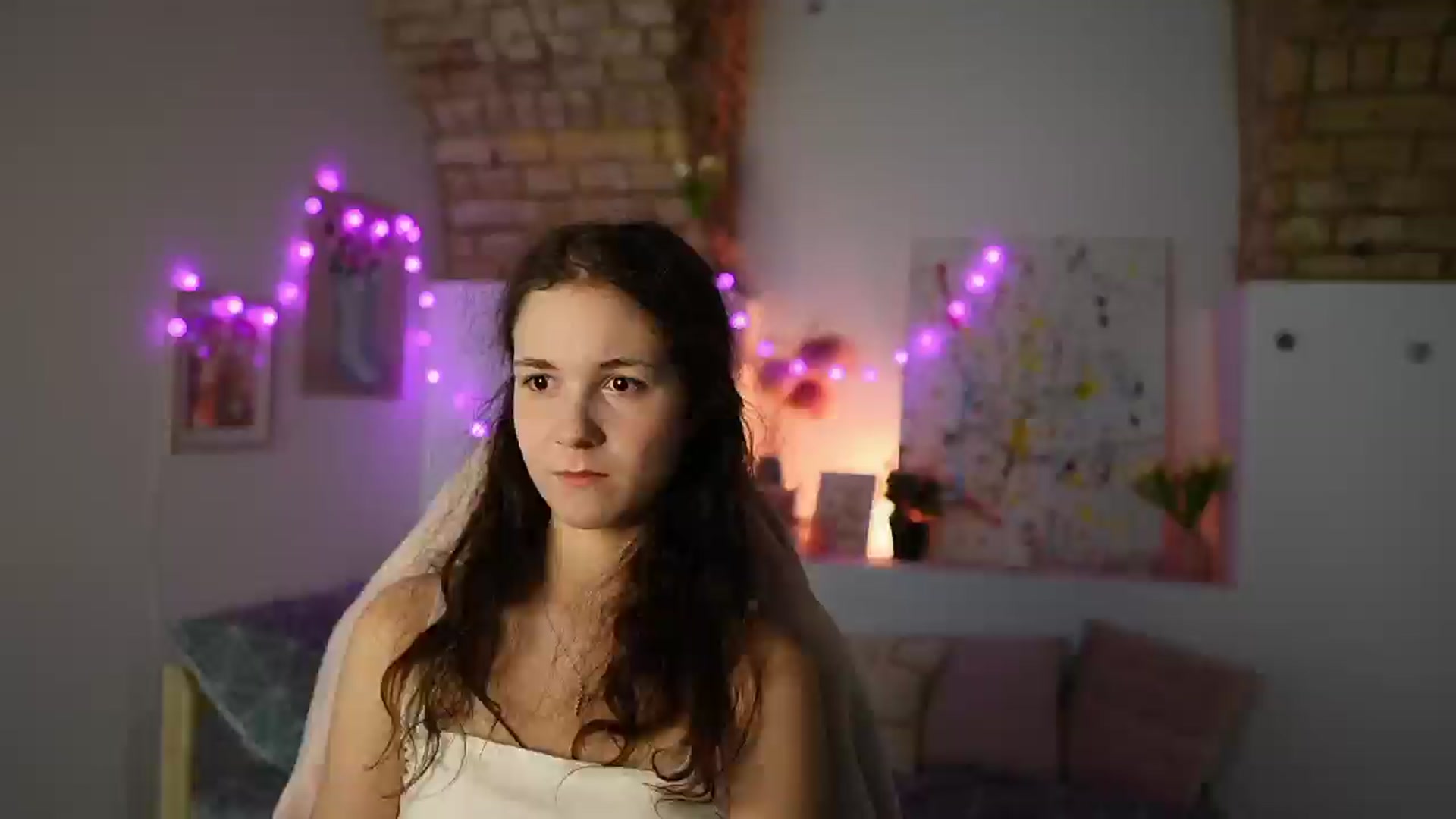 Gallery image thumbnail from Ava__Taylor_'s myfreecams stream on, 01/09/2025, 18:53 image 2 of 20
