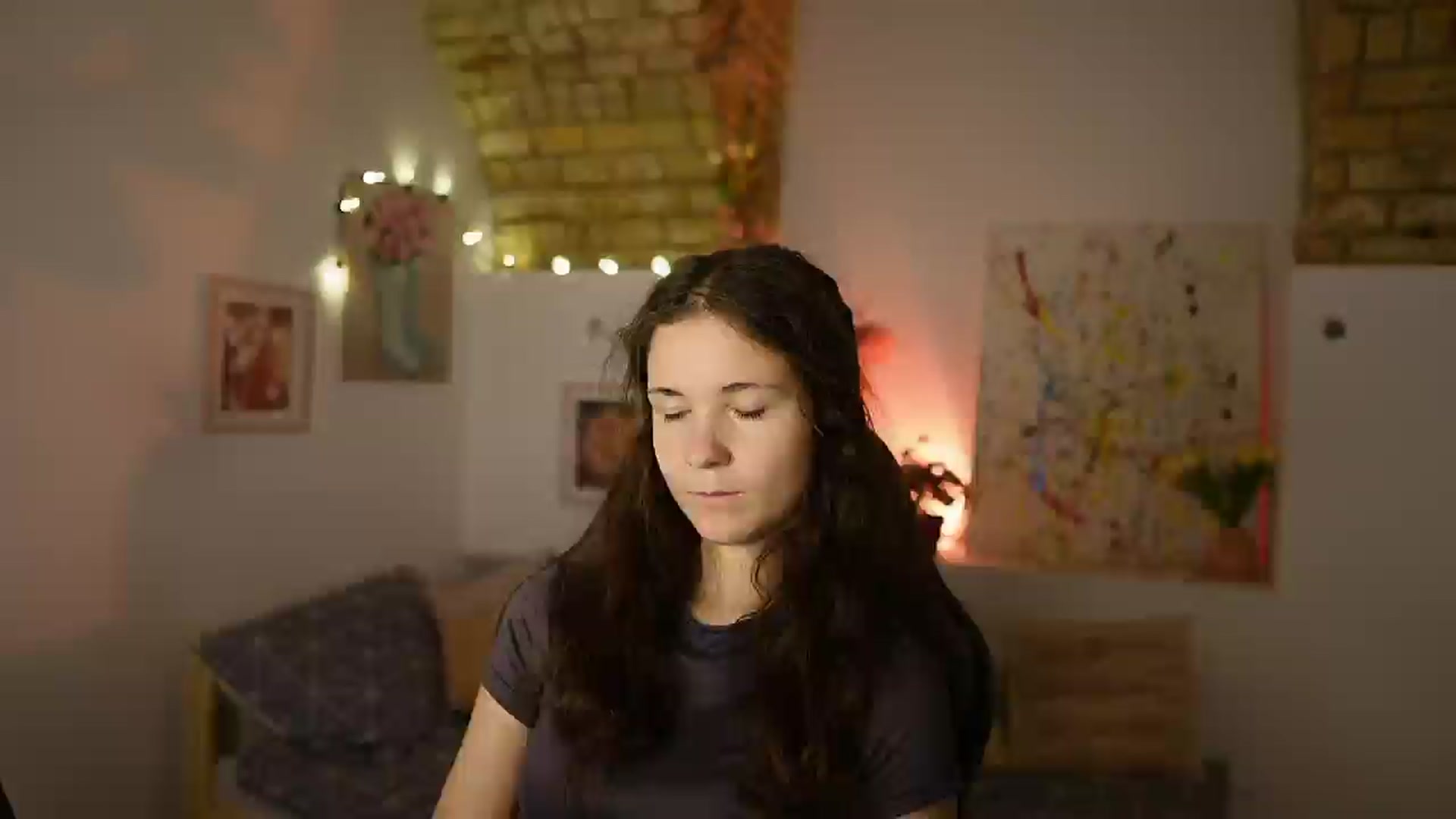 Gallery image thumbnail from Ava__Taylor_'s myfreecams stream on, 01/10/2025, 17:09 image 4 of 20
