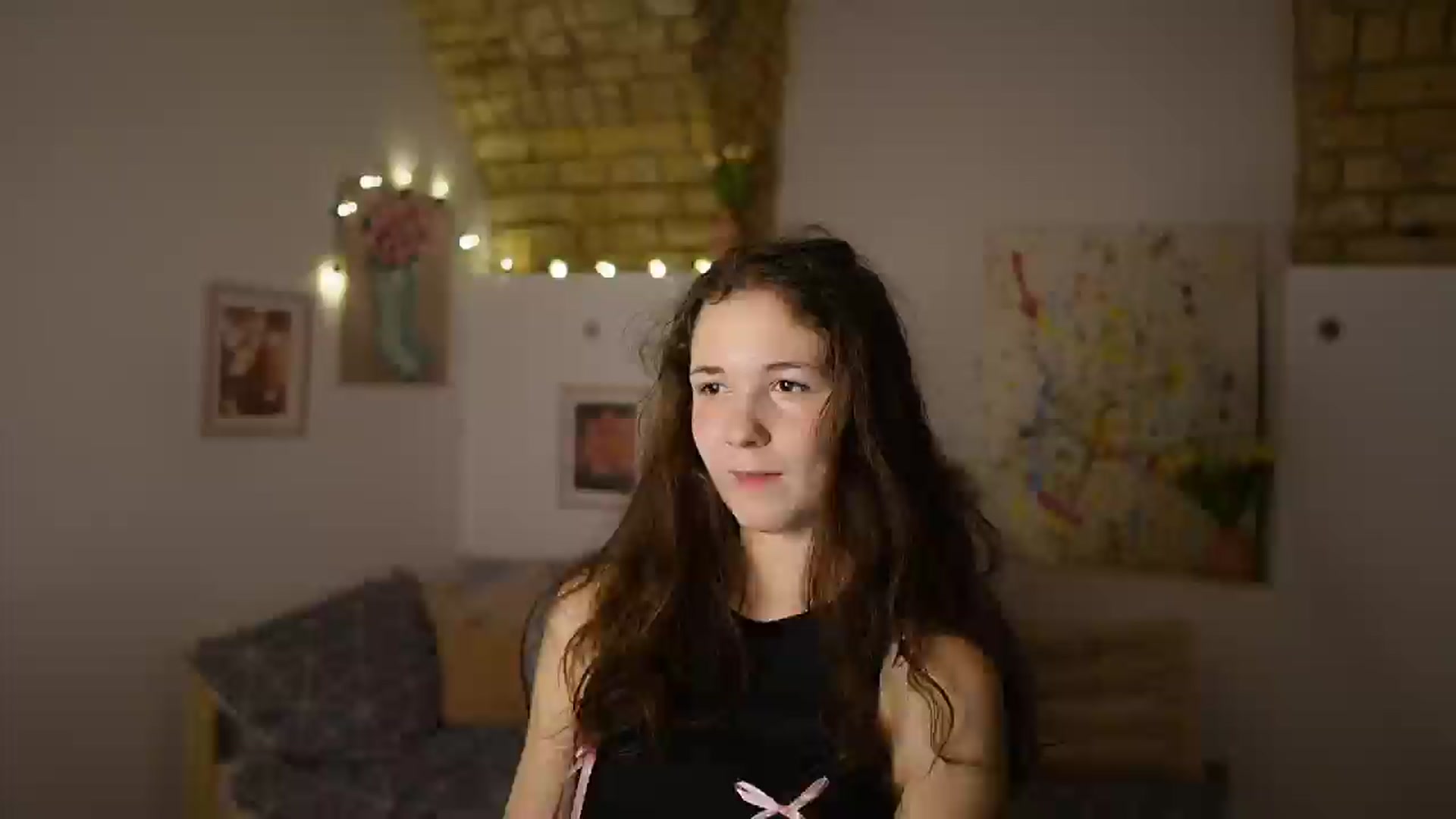 Gallery image thumbnail from Ava__Taylor_'s myfreecams stream on, 01/11/2025, 20:56 image 9 of 20