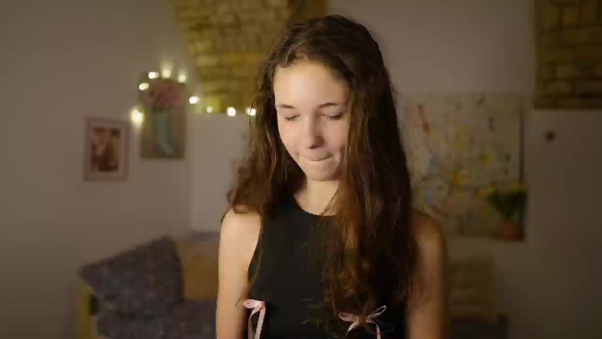 Gallery image thumbnail from Ava__Taylor_'s myfreecams stream on, 01/11/2025, 22:48 image 19 of 20
