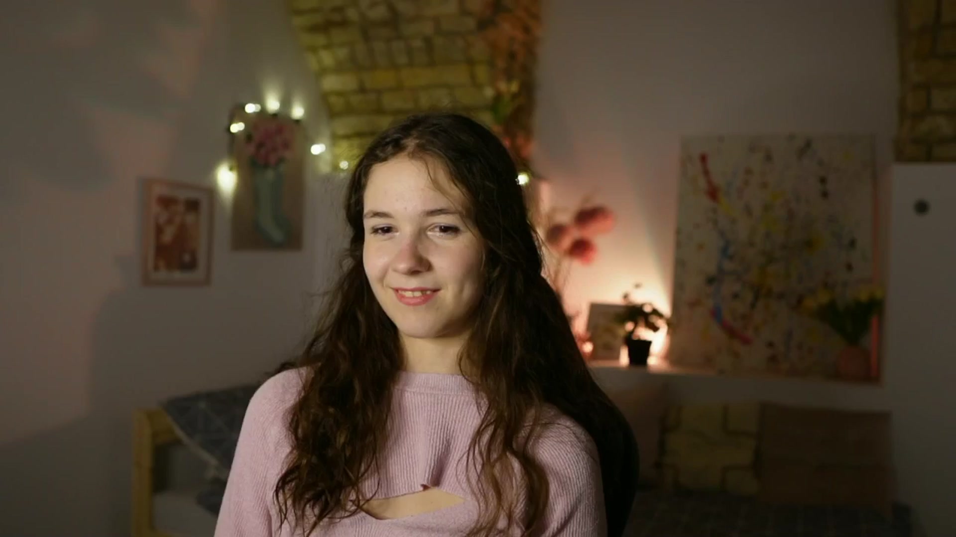 Gallery image thumbnail from Ava__Taylor_'s myfreecams stream on, 01/20/2025, 24:00 image 16 of 20