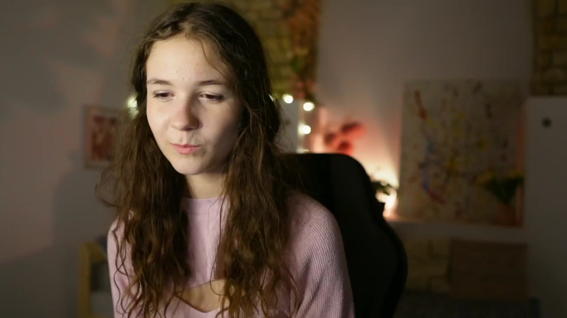 Gallery image thumbnail from Ava__Taylor_'s myfreecams stream on, 01/20/2025, 24:00 image 4 of 20