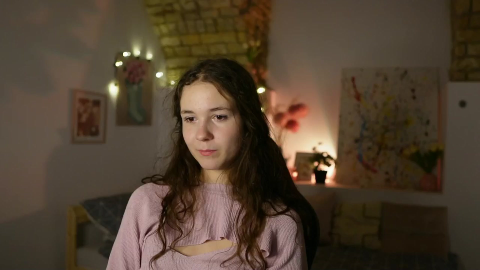 Gallery image thumbnail from Ava__Taylor_'s myfreecams stream on, 01/20/2025, 24:47 image 12 of 20