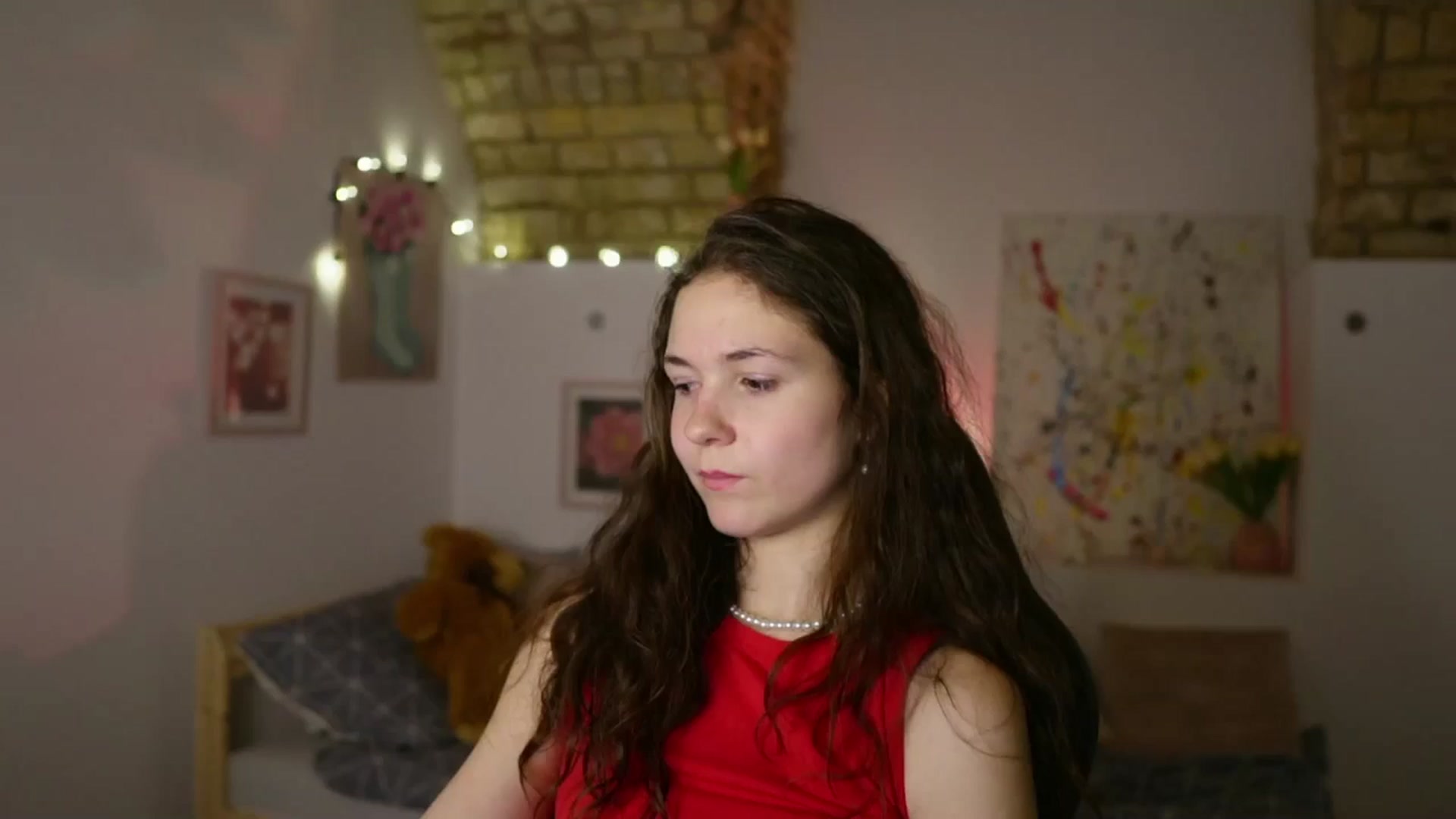 Gallery image thumbnail from Ava__Taylor_'s myfreecams stream on, 01/20/2025, 18:37 image 12 of 20