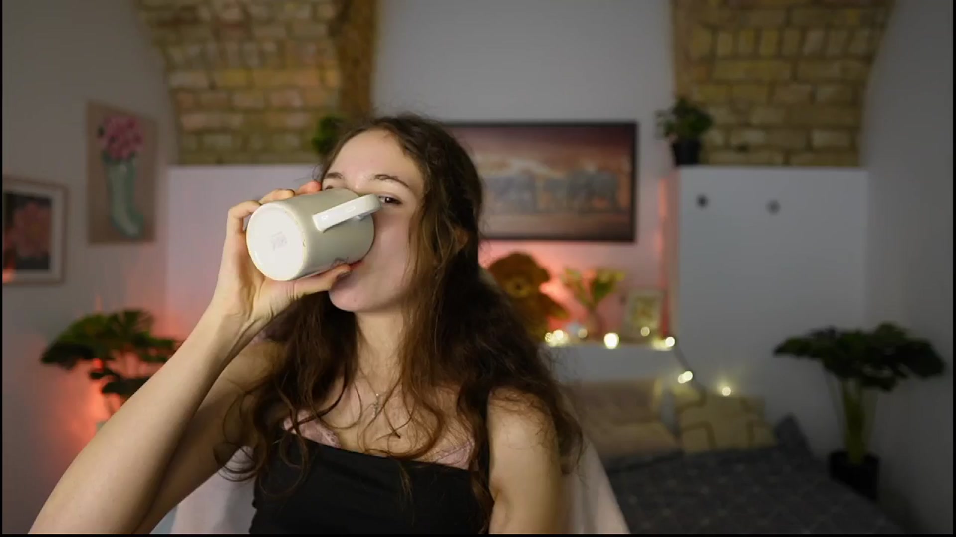 Gallery image thumbnail from Ava__Taylor_'s myfreecams stream on, 01/30/2025, 04:54 image 4 of 20