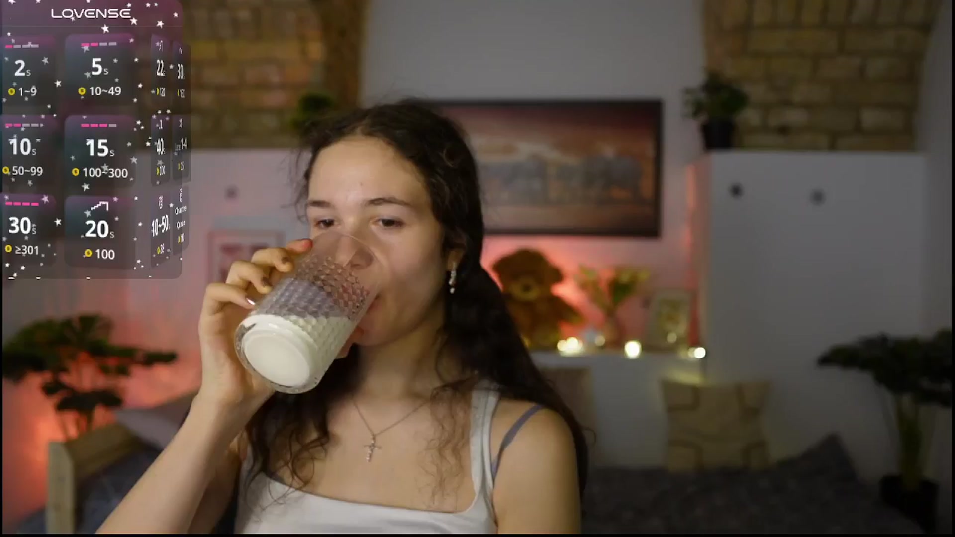 Gallery image thumbnail from Ava__Taylor_'s myfreecams stream on, 01/30/2025, 21:04 image 18 of 20