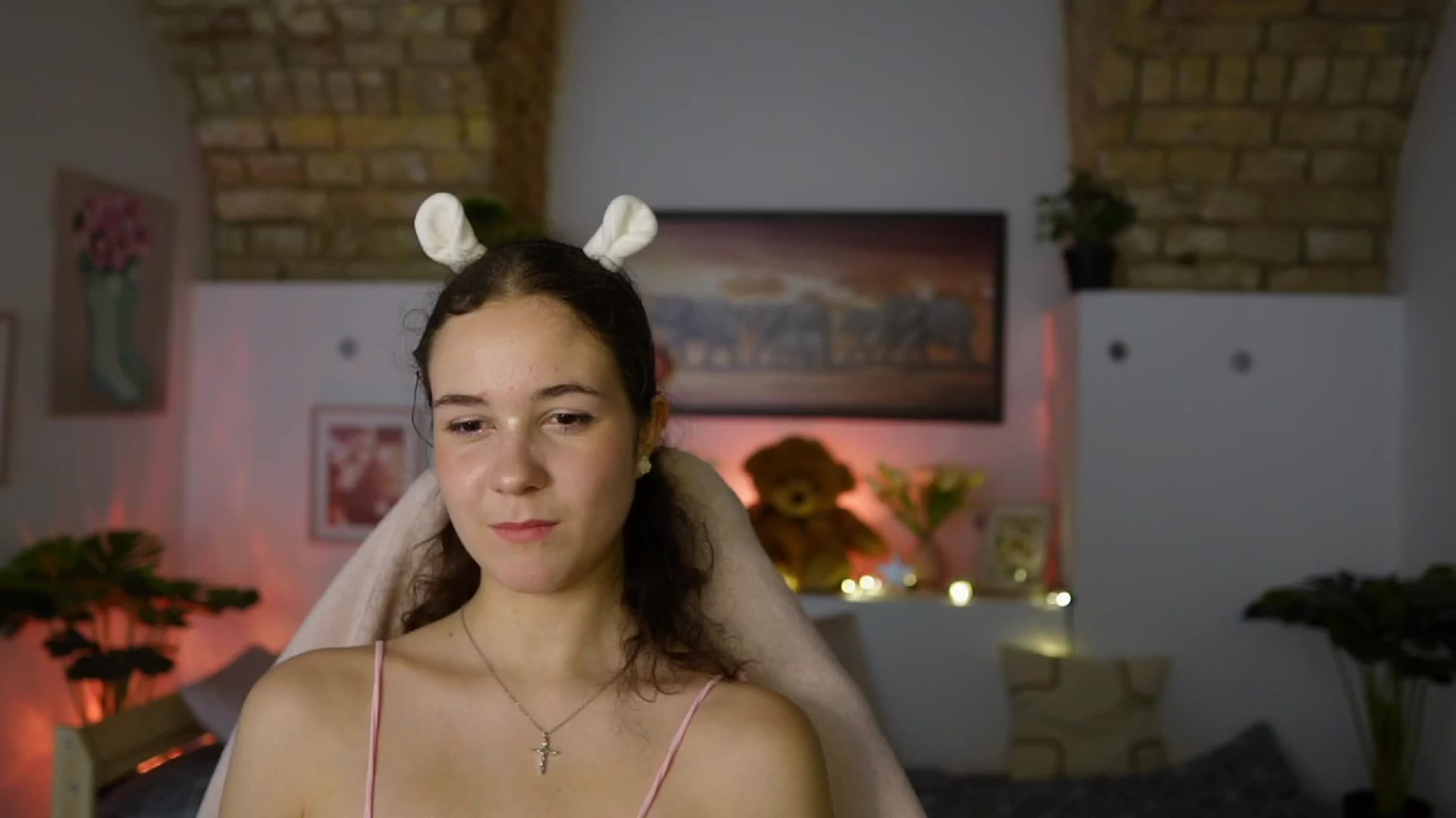 Gallery image thumbnail from Ava__Taylor_'s myfreecams stream on, 01/31/2025, 22:51 image 13 of 20