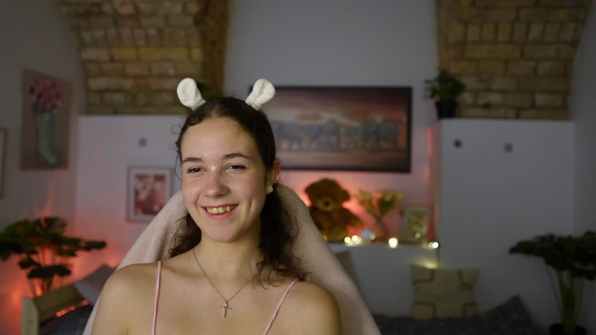 Gallery image thumbnail from Ava__Taylor_'s myfreecams stream on, 01/31/2025, 22:51 image 10 of 20
