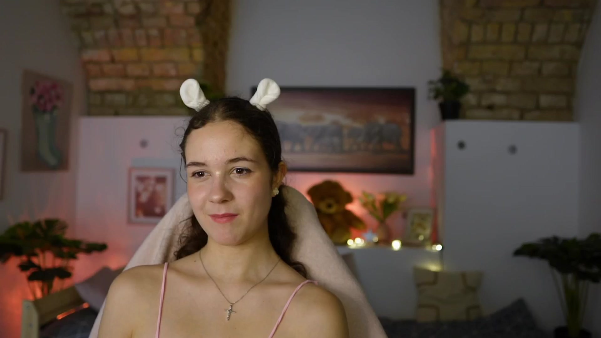 Gallery image thumbnail from Ava__Taylor_'s myfreecams stream on, 01/31/2025, 22:51 image 7 of 20