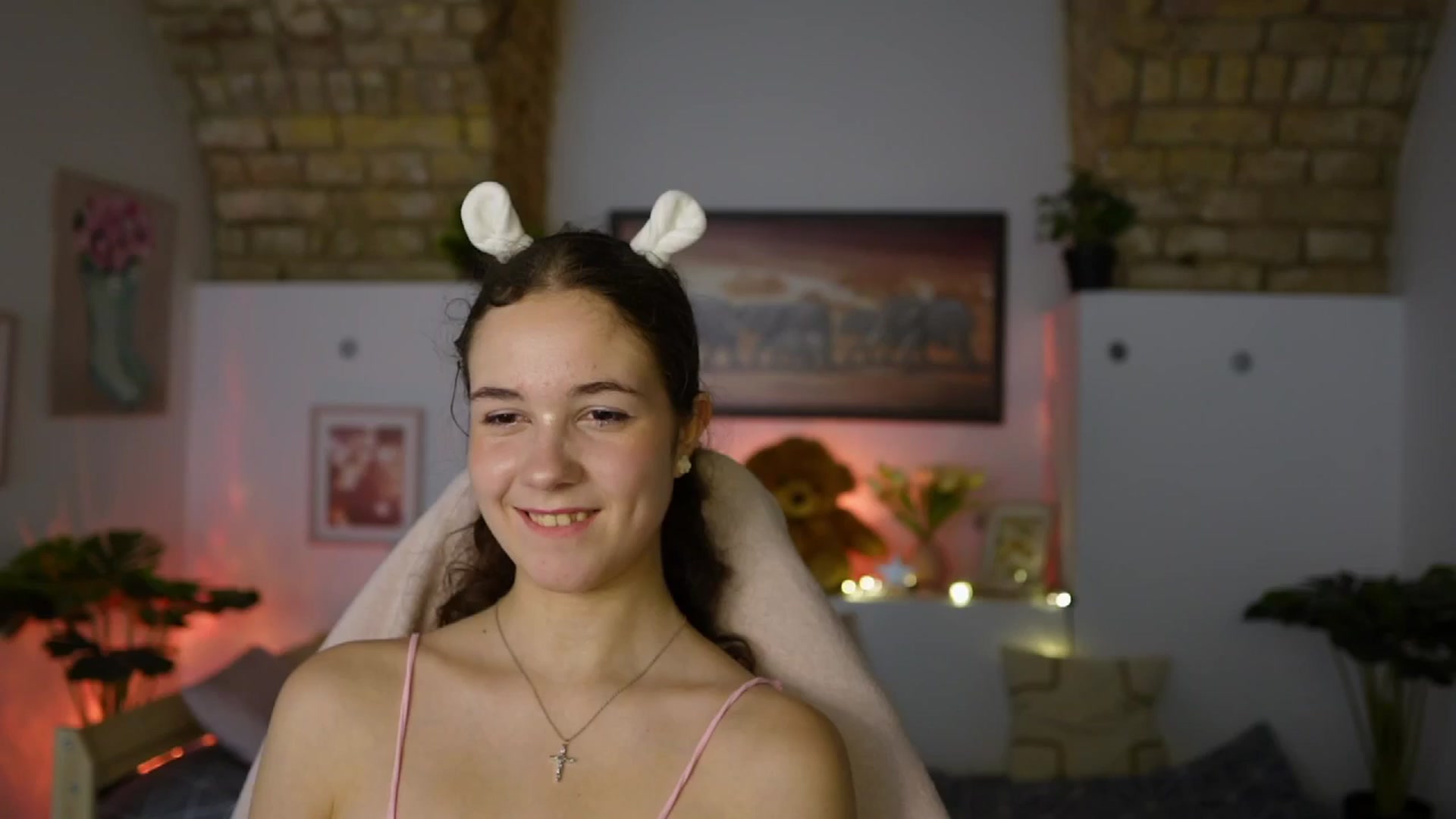 Gallery image thumbnail from Ava__Taylor_'s myfreecams stream on, 01/31/2025, 22:51 image 3 of 20