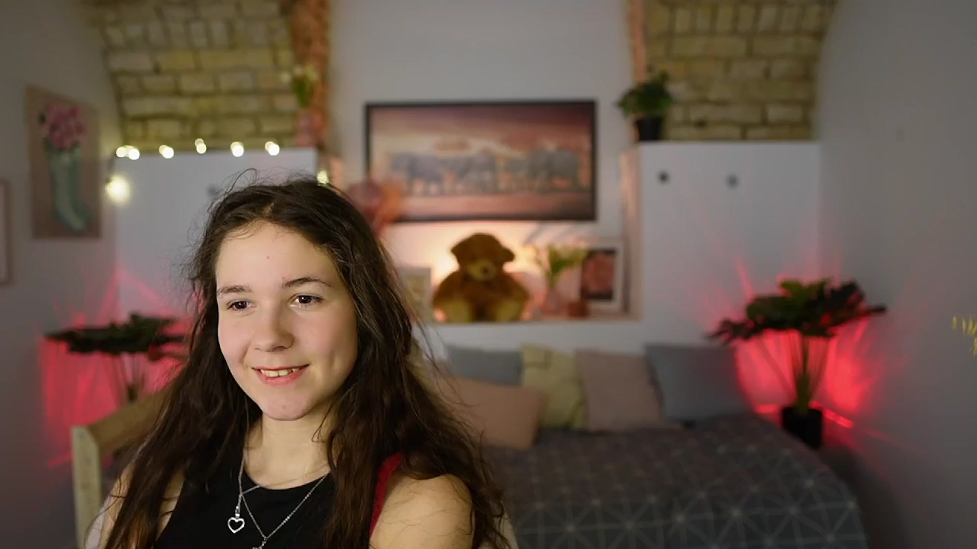 Gallery image thumbnail from Ava__Taylor_'s myfreecams stream on, 02/19/2025, 23:22 image 11 of 20