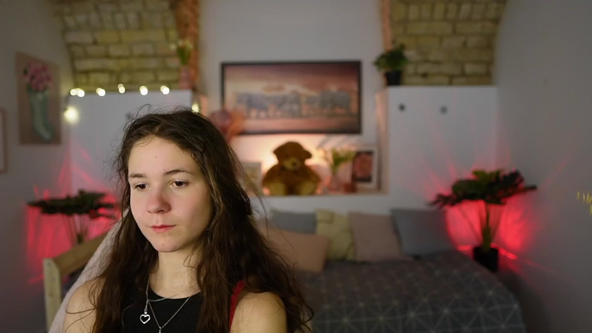 Gallery image thumbnail from Ava__Taylor_'s myfreecams stream on, 02/19/2025, 23:22 image 12 of 20
