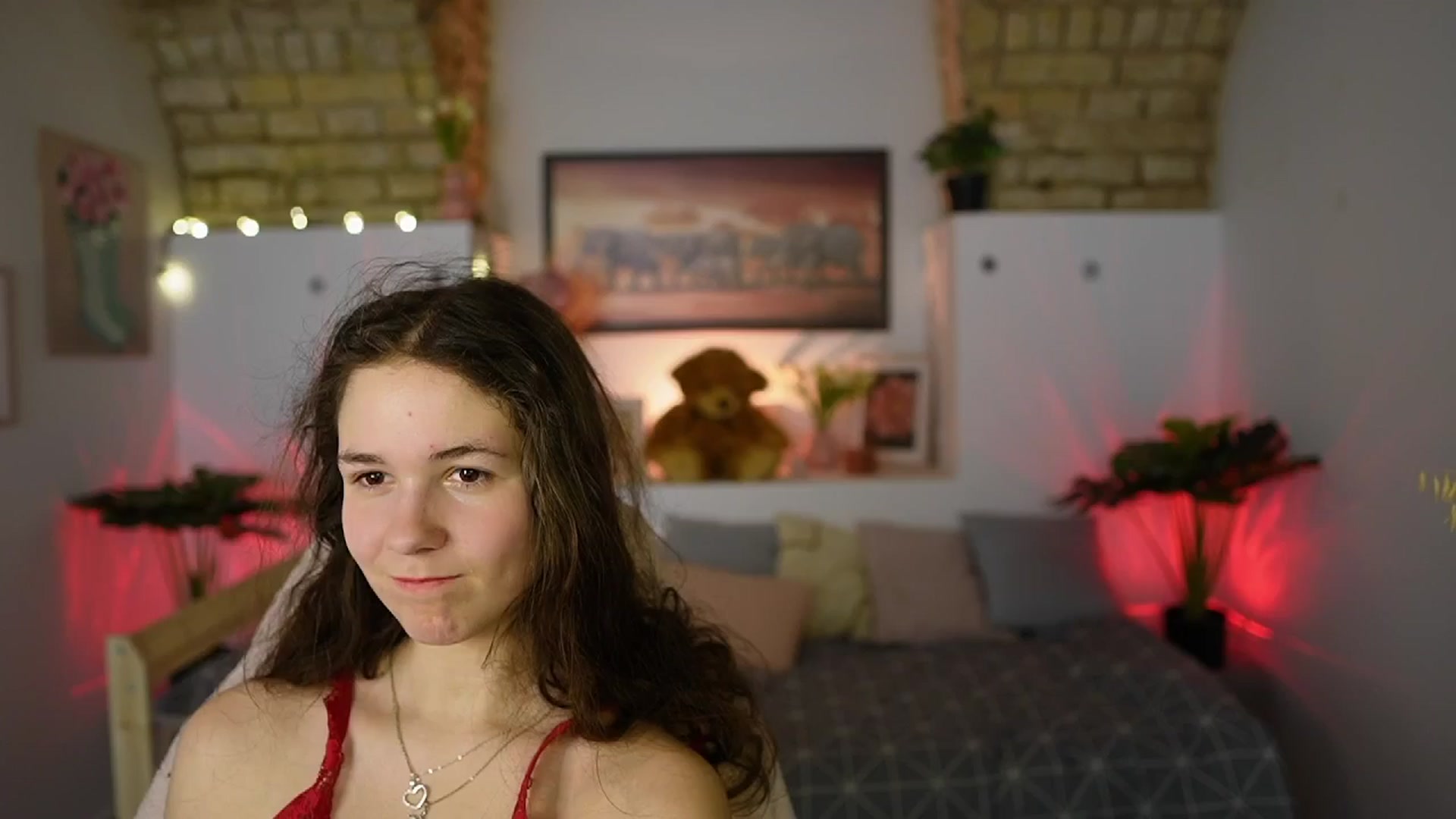 Gallery image thumbnail from Ava__Taylor_'s myfreecams stream on, 02/20/2025, 24:05 image 14 of 20