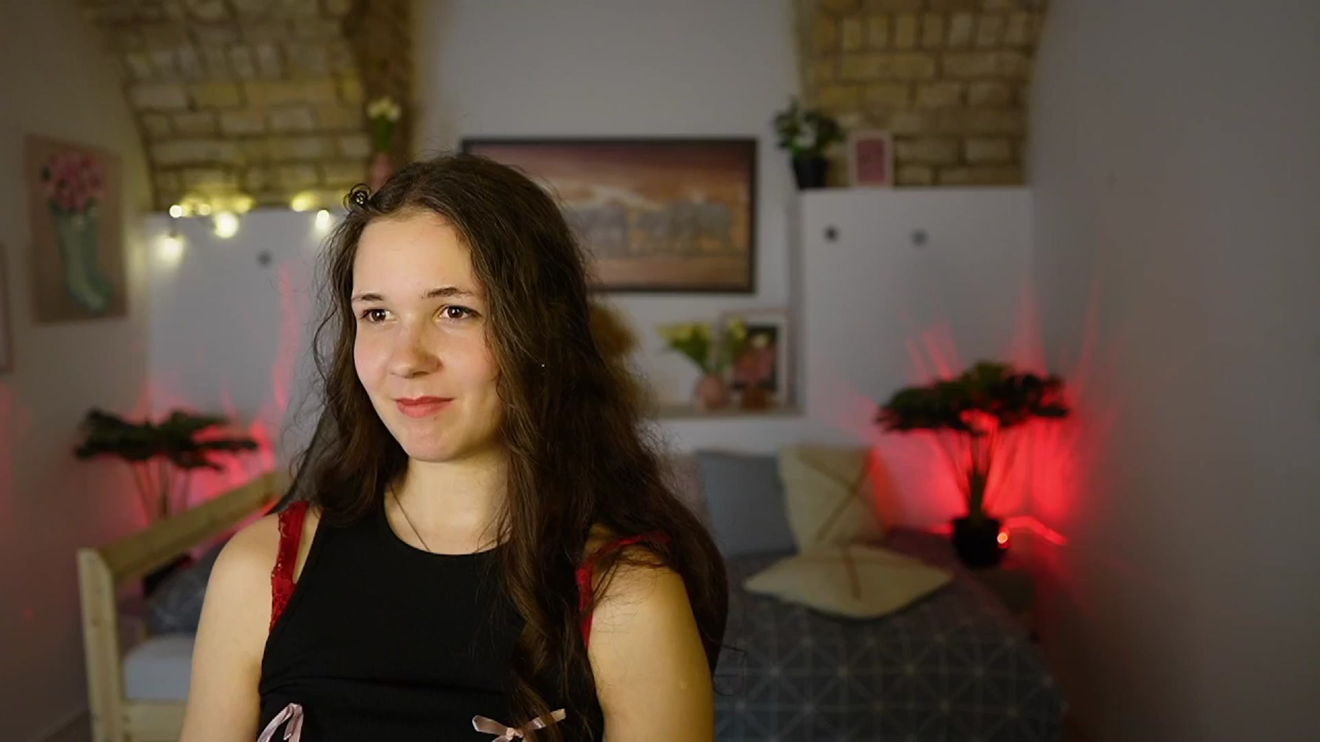 Gallery image thumbnail from Ava__Taylor_'s myfreecams stream on, 05/18/2025, 19:42 image 8 of 20