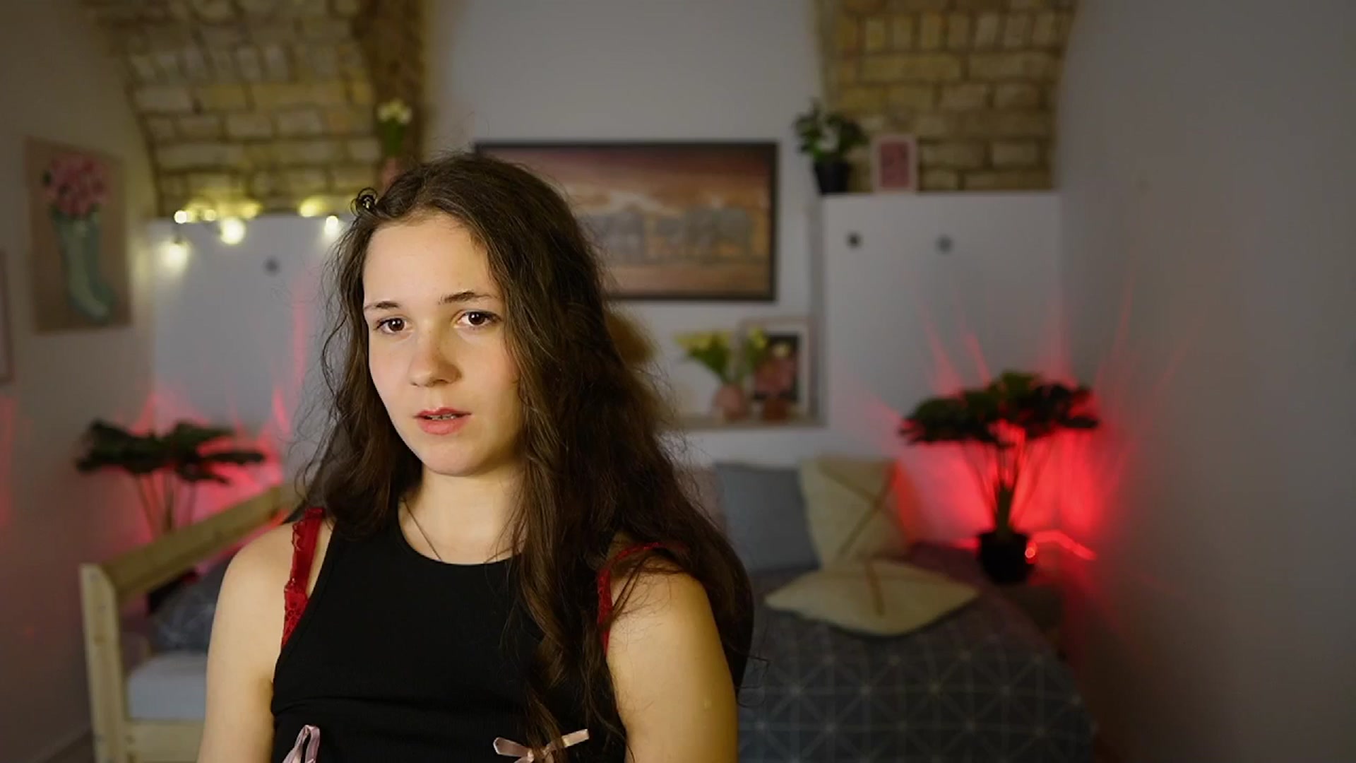 Gallery image thumbnail from Ava__Taylor_'s myfreecams stream on, 05/18/2025, 19:42 image 4 of 20