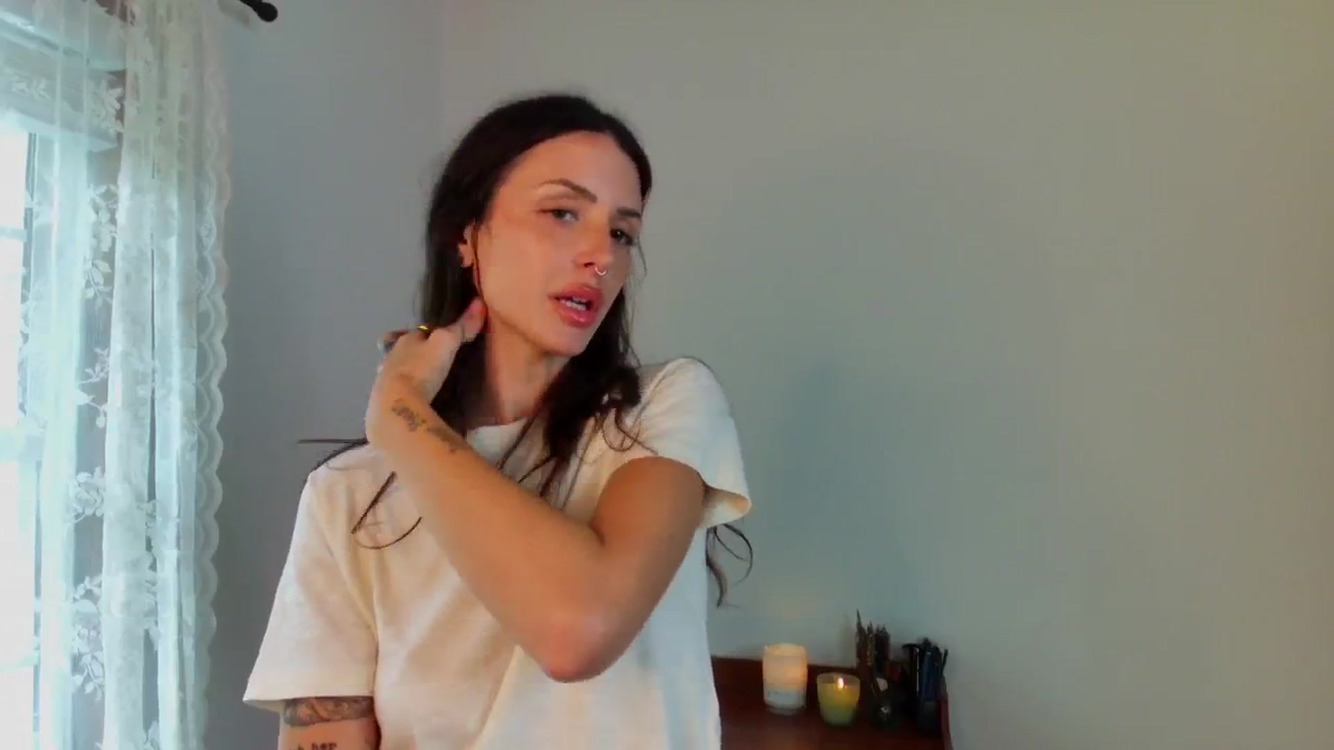 Gallery image thumbnail from Ava____'s myfreecams stream on, 05/05/2025, 20:32 image 9 of 20