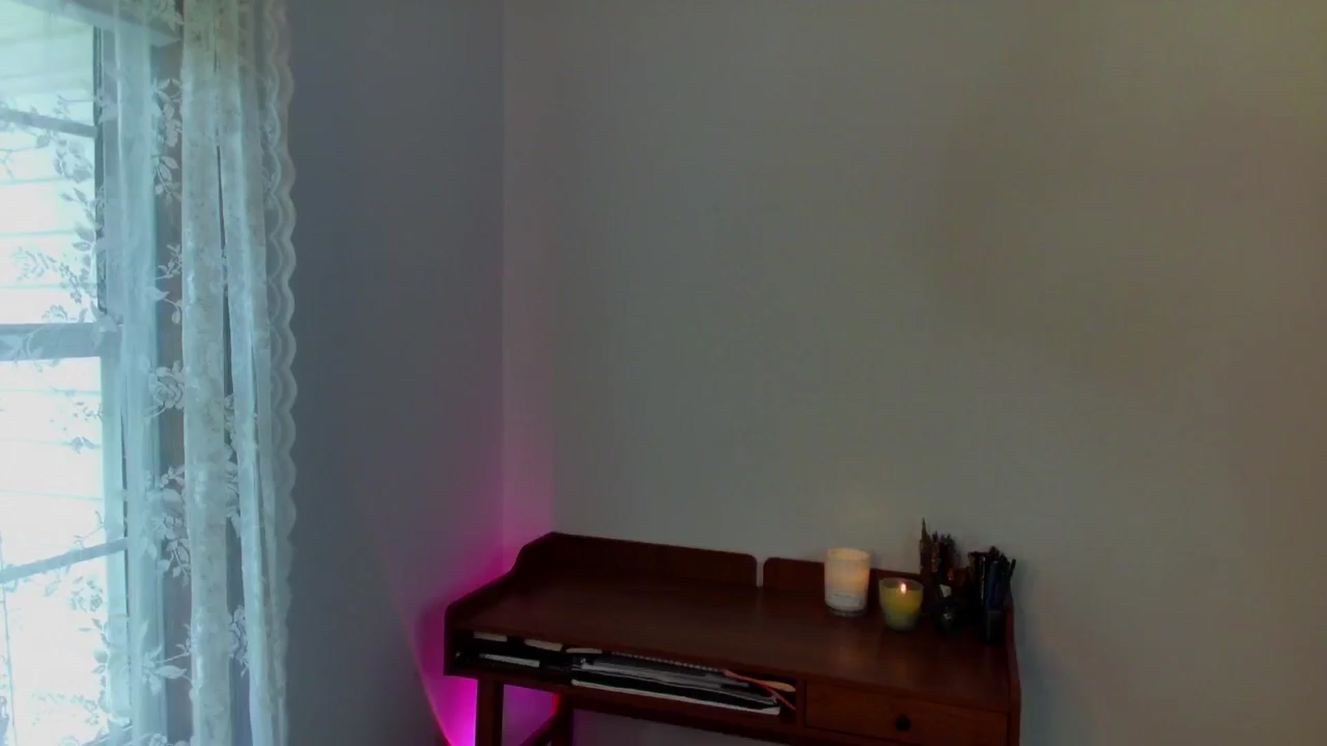 Gallery image thumbnail from Ava____'s myfreecams stream on, 05/05/2025, 20:32 image 8 of 20