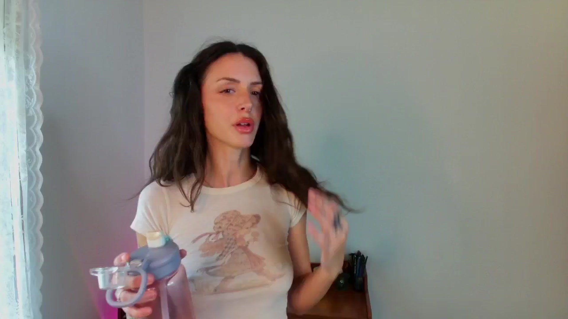 Gallery image thumbnail from Ava____'s myfreecams stream on, 05/05/2025, 20:32 image 6 of 20