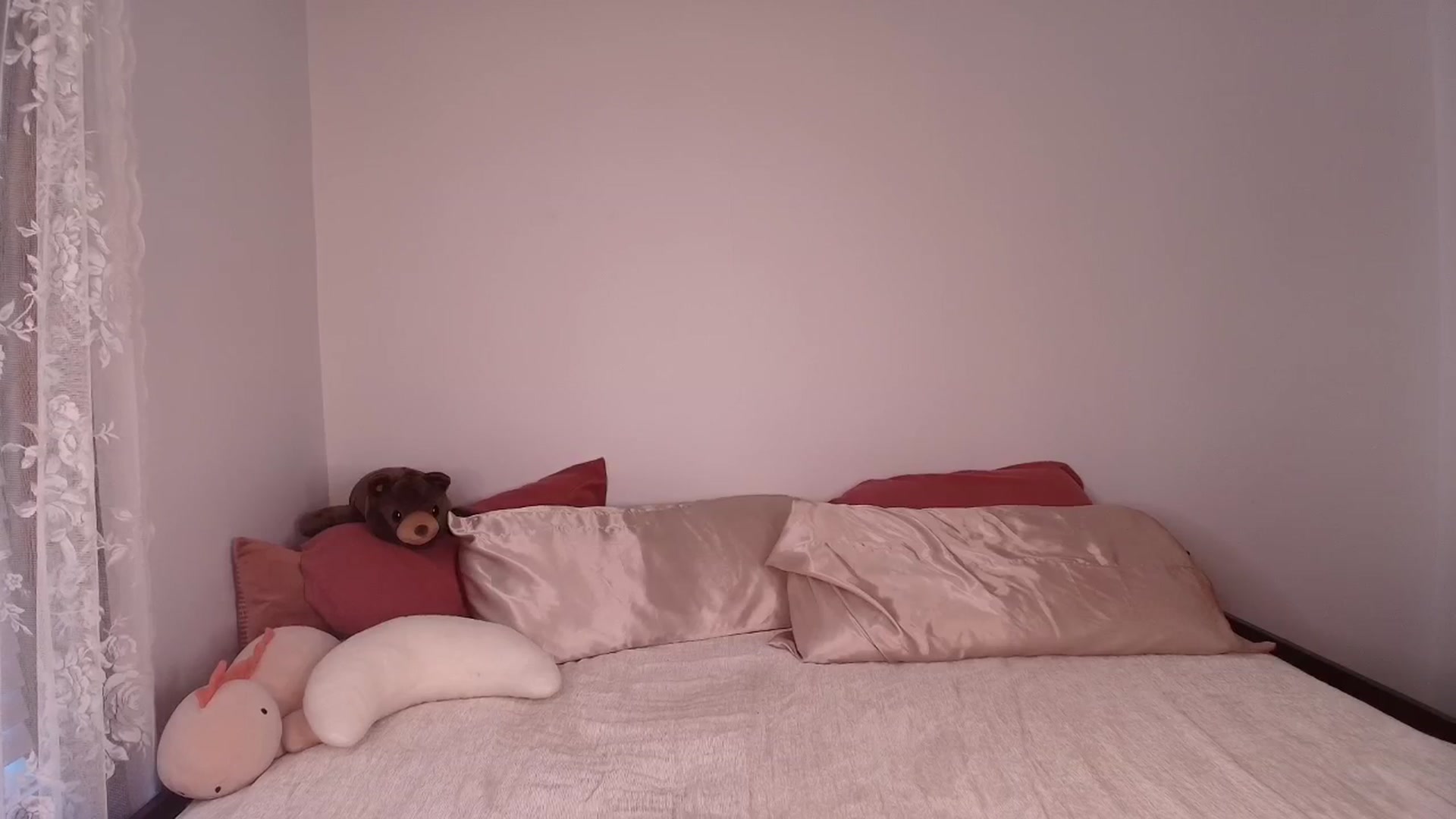 Gallery image thumbnail from Ava____'s myfreecams stream on, 06/23/2025, 21:54 image 8 of 20