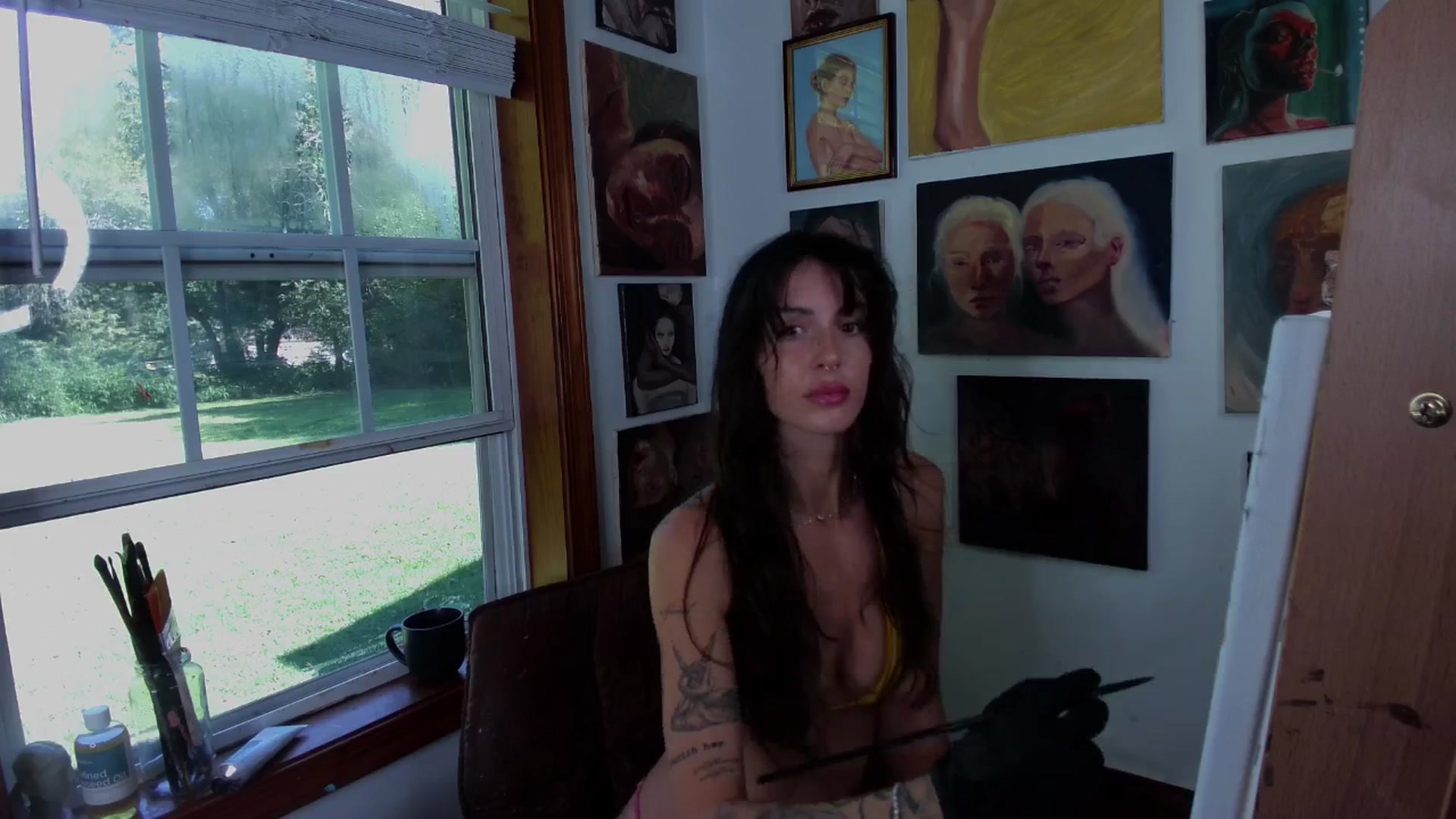 Gallery image thumbnail from Ava____'s myfreecams stream on, 09/13/2025, 16:09 image 13 of 20