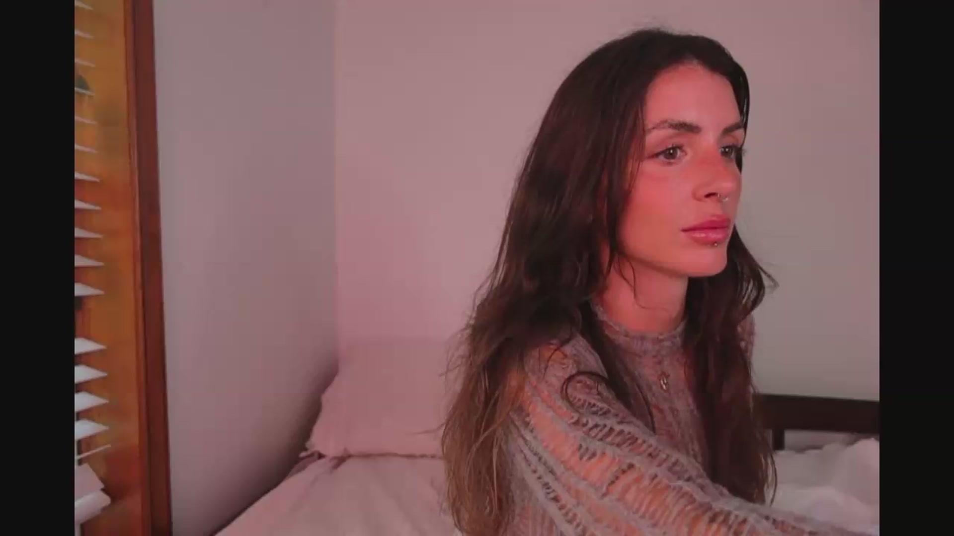 Gallery image thumbnail from Ava____'s myfreecams stream on, 08/11/2026, 18:27 image 20 of 20