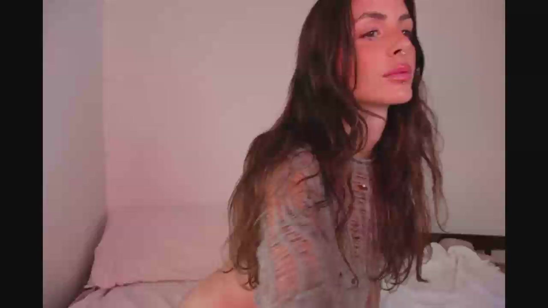 Gallery image thumbnail from Ava____'s myfreecams stream on, 08/11/2026, 18:27 image 1 of 20