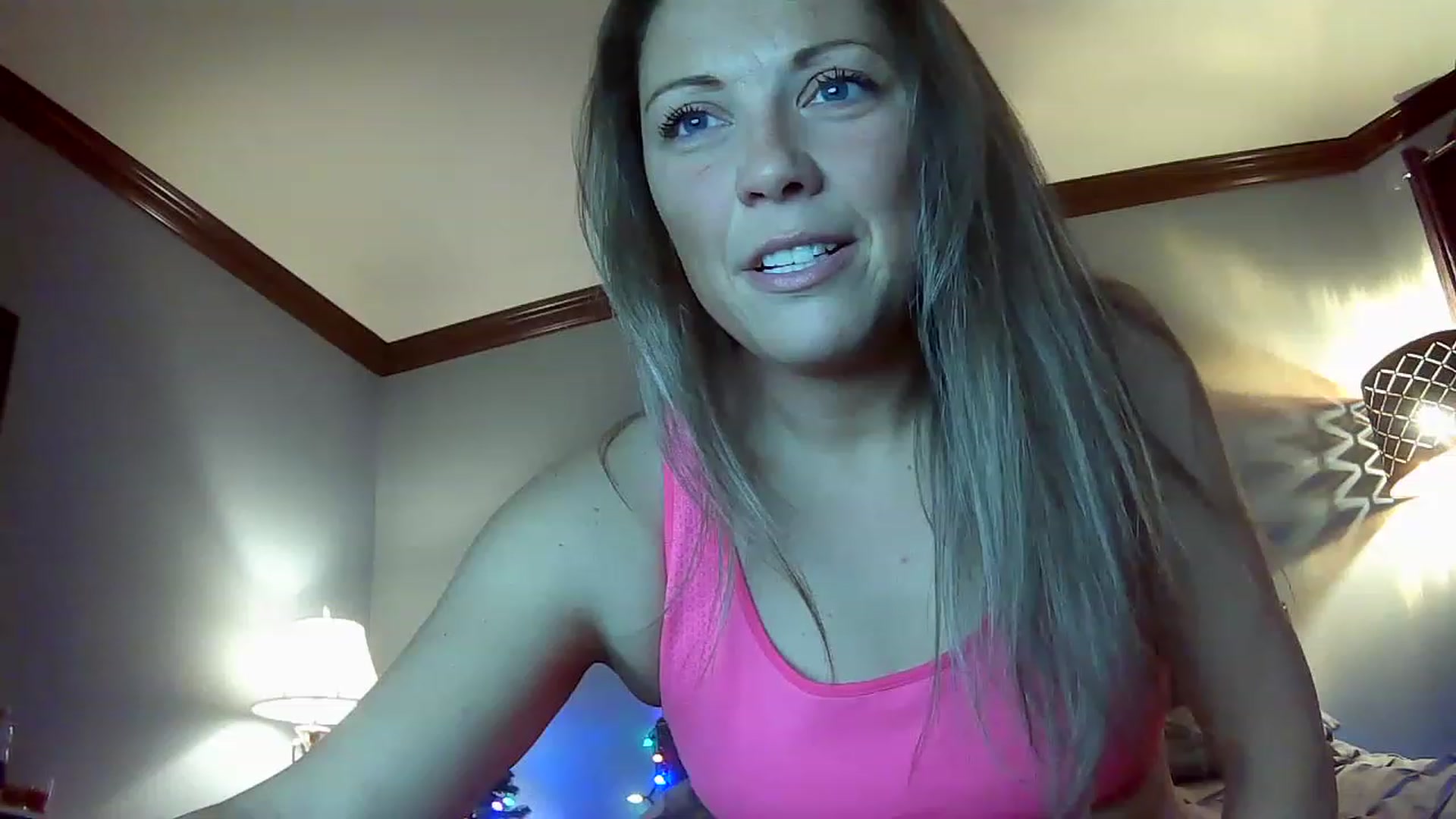 Gallery image thumbnail from Ava_hollywood's myfreecams stream on, 11/25/2022, 15:28 image 5 of 20