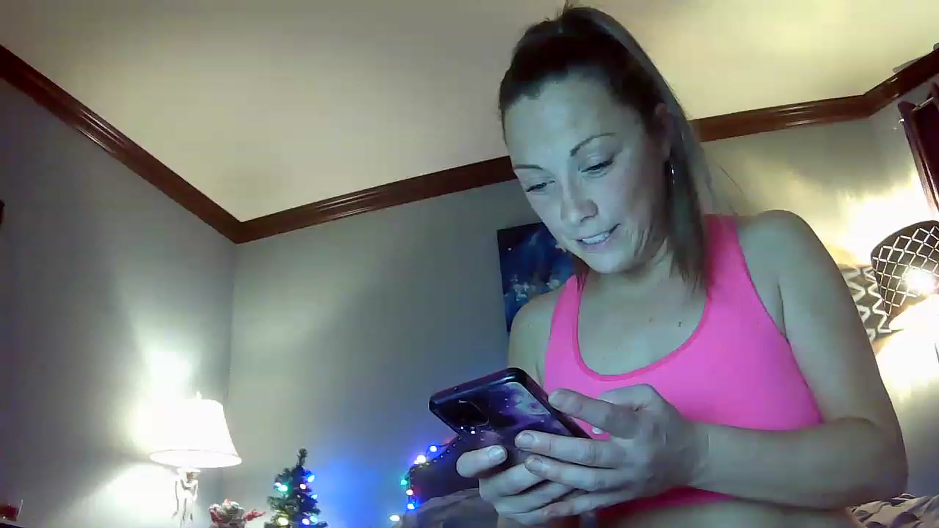 Gallery image thumbnail from Ava_hollywood's myfreecams stream on, 11/25/2022, 15:28 image 13 of 20