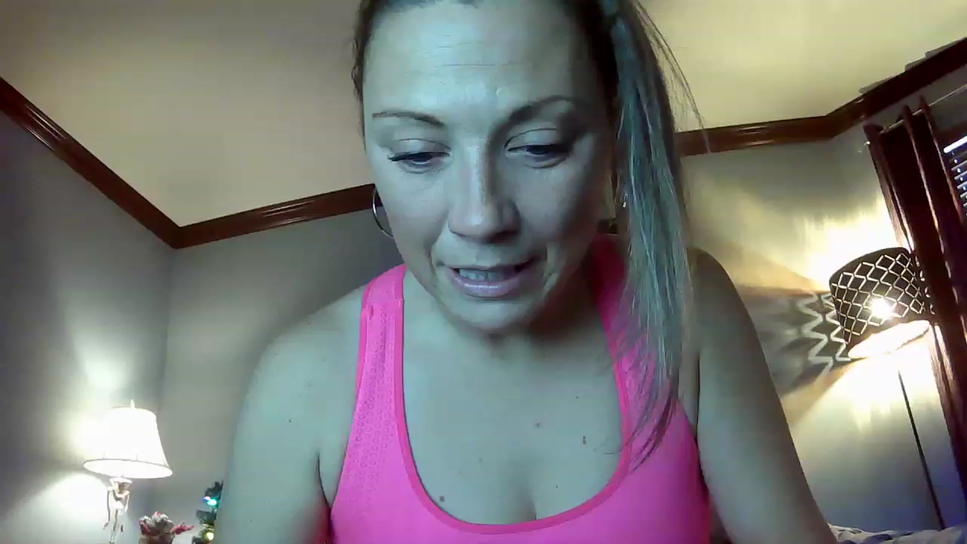 Gallery image thumbnail from Ava_hollywood's myfreecams stream on, 11/25/2022, 15:28 image 20 of 20