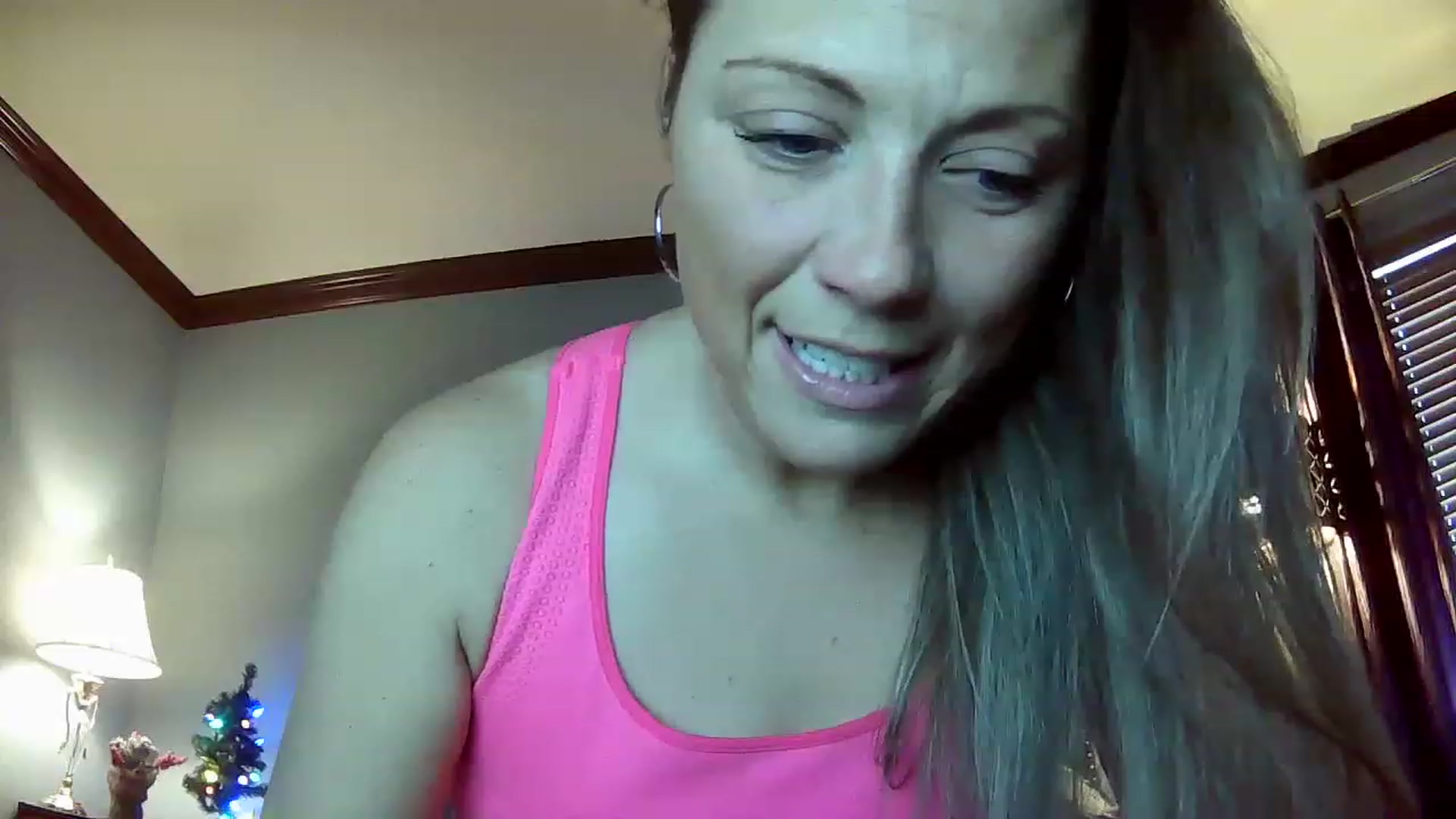 Gallery image thumbnail from Ava_hollywood's myfreecams stream on, 11/25/2022, 15:43 image 5 of 20