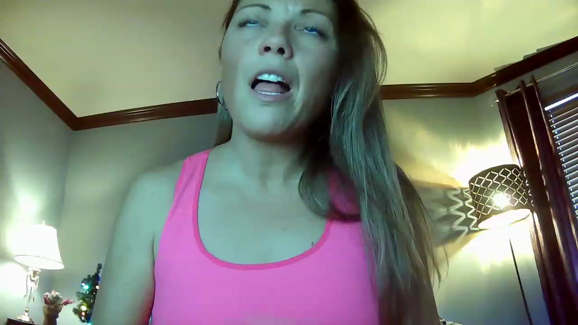 Gallery image thumbnail from Ava_hollywood's myfreecams stream on, 11/25/2022, 15:43 image 4 of 20