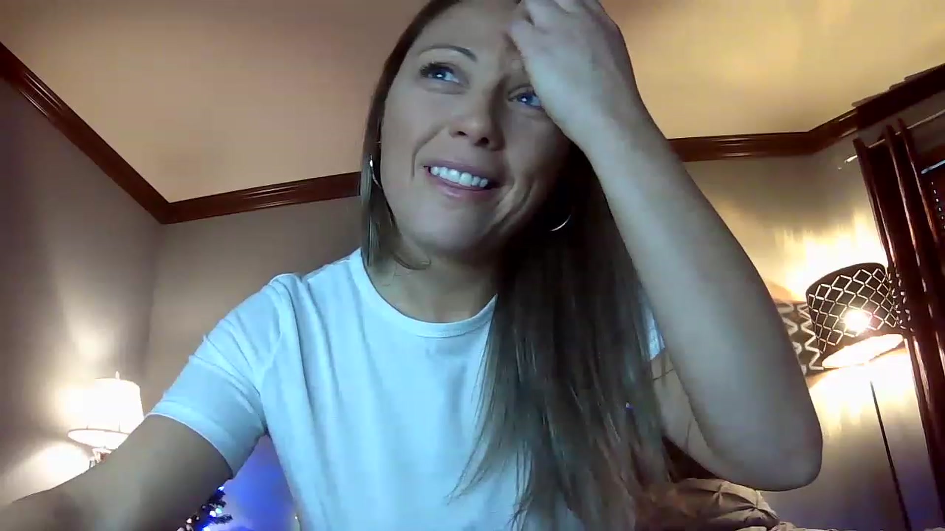 Gallery image thumbnail from Ava_hollywood's myfreecams stream on, 11/28/2022, 15:24 image 2 of 20
