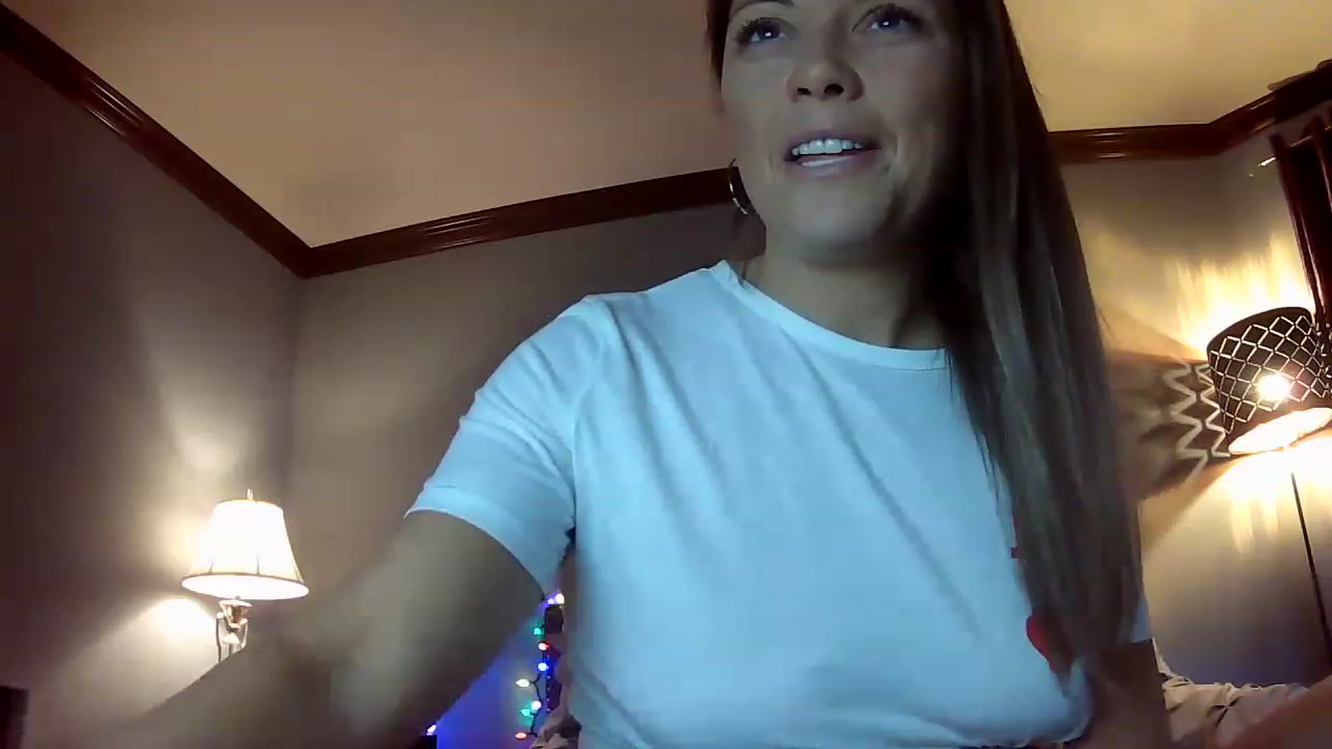 Gallery image thumbnail from Ava_hollywood's myfreecams stream on, 11/28/2022, 15:24 image 15 of 20
