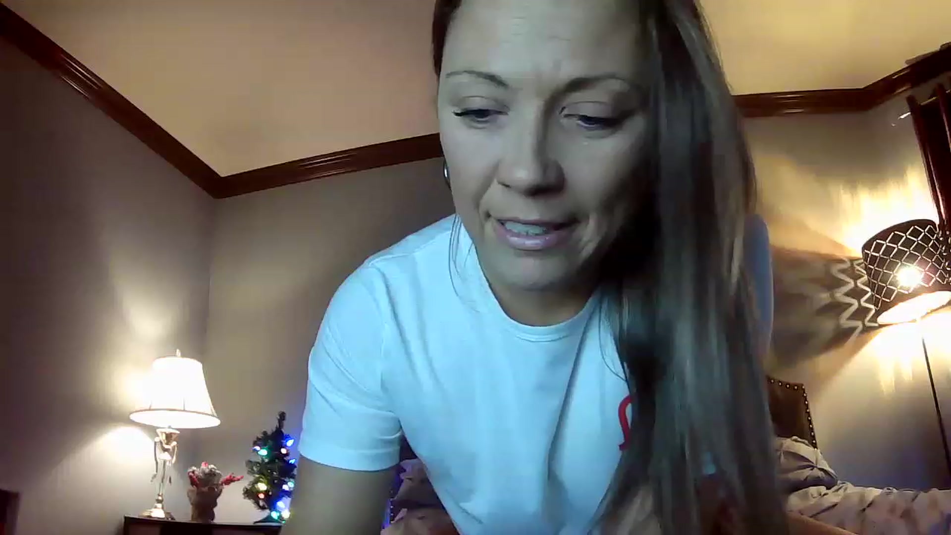 Gallery image thumbnail from Ava_hollywood's myfreecams stream on, 11/28/2022, 15:24 image 8 of 20