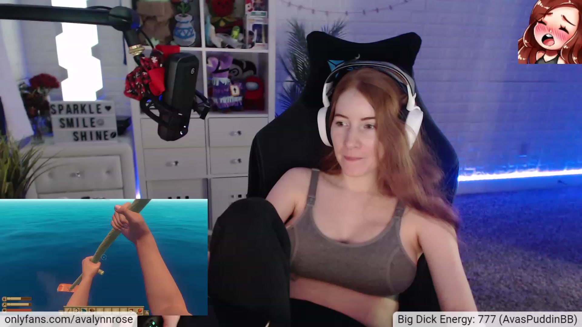 Gallery image thumbnail from AvalynnRose's myfreecams stream on, 12/05/2022, 02:13 image 5 of 20