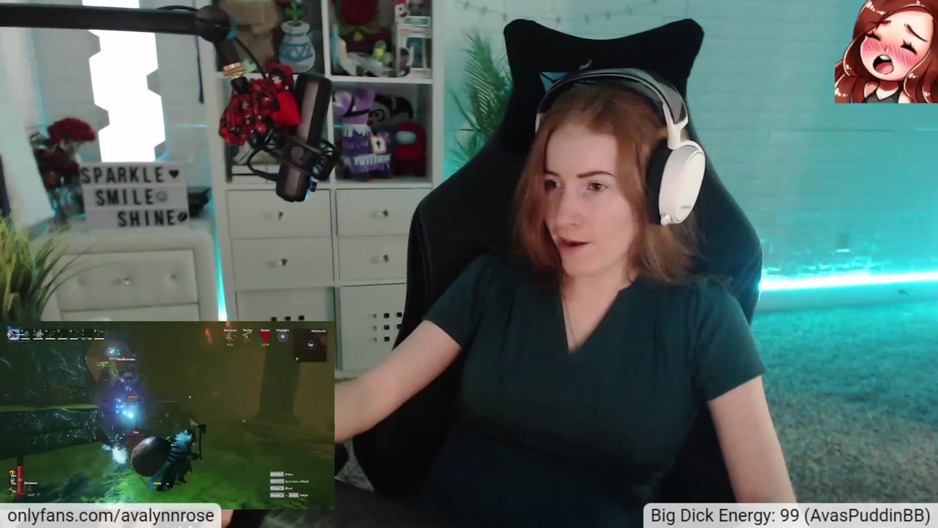 Gallery image thumbnail from AvalynnRose's myfreecams stream on, 12/10/2022, 01:25 image 4 of 20