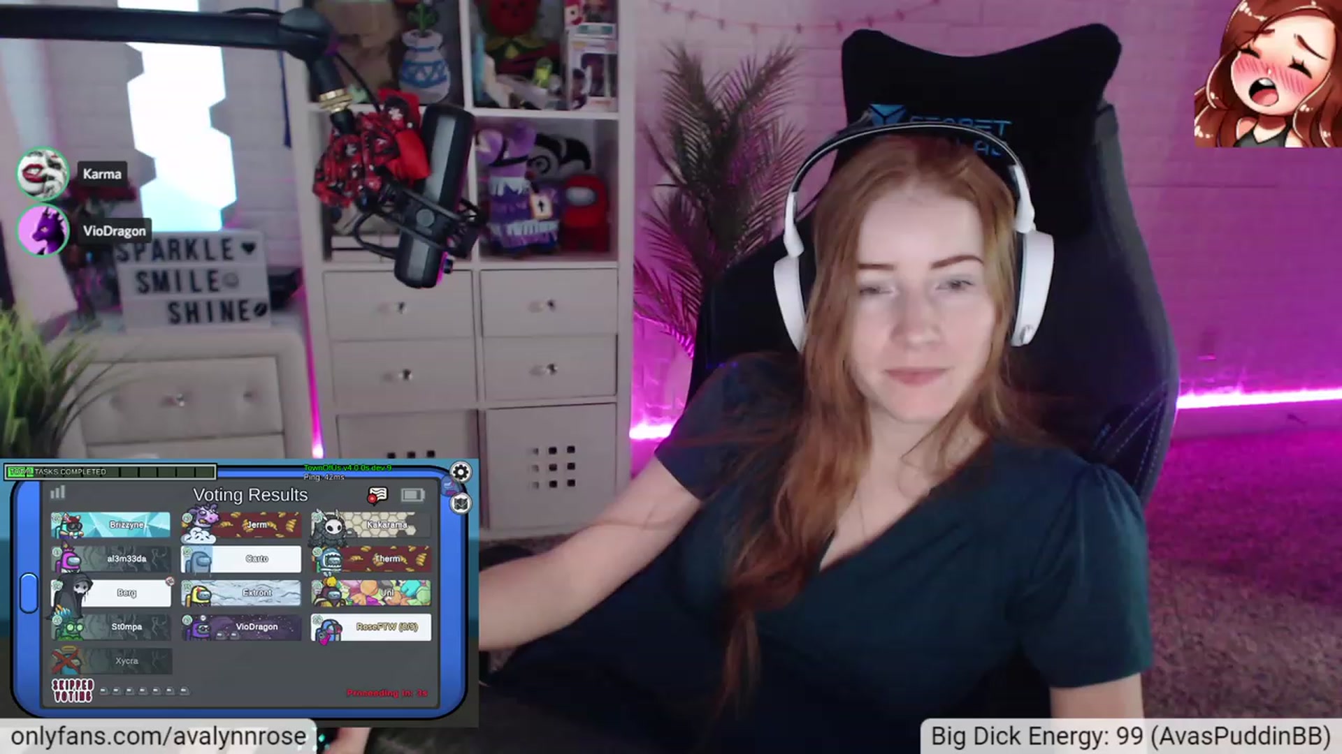 Gallery image thumbnail from AvalynnRose's myfreecams stream on, 12/10/2022, 01:25 image 18 of 20
