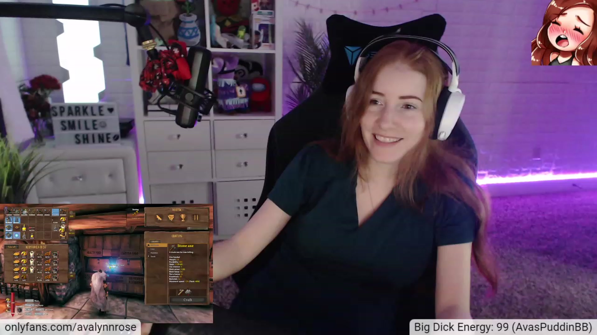 Gallery image thumbnail from AvalynnRose's myfreecams stream on, 12/10/2022, 01:25 image 7 of 20