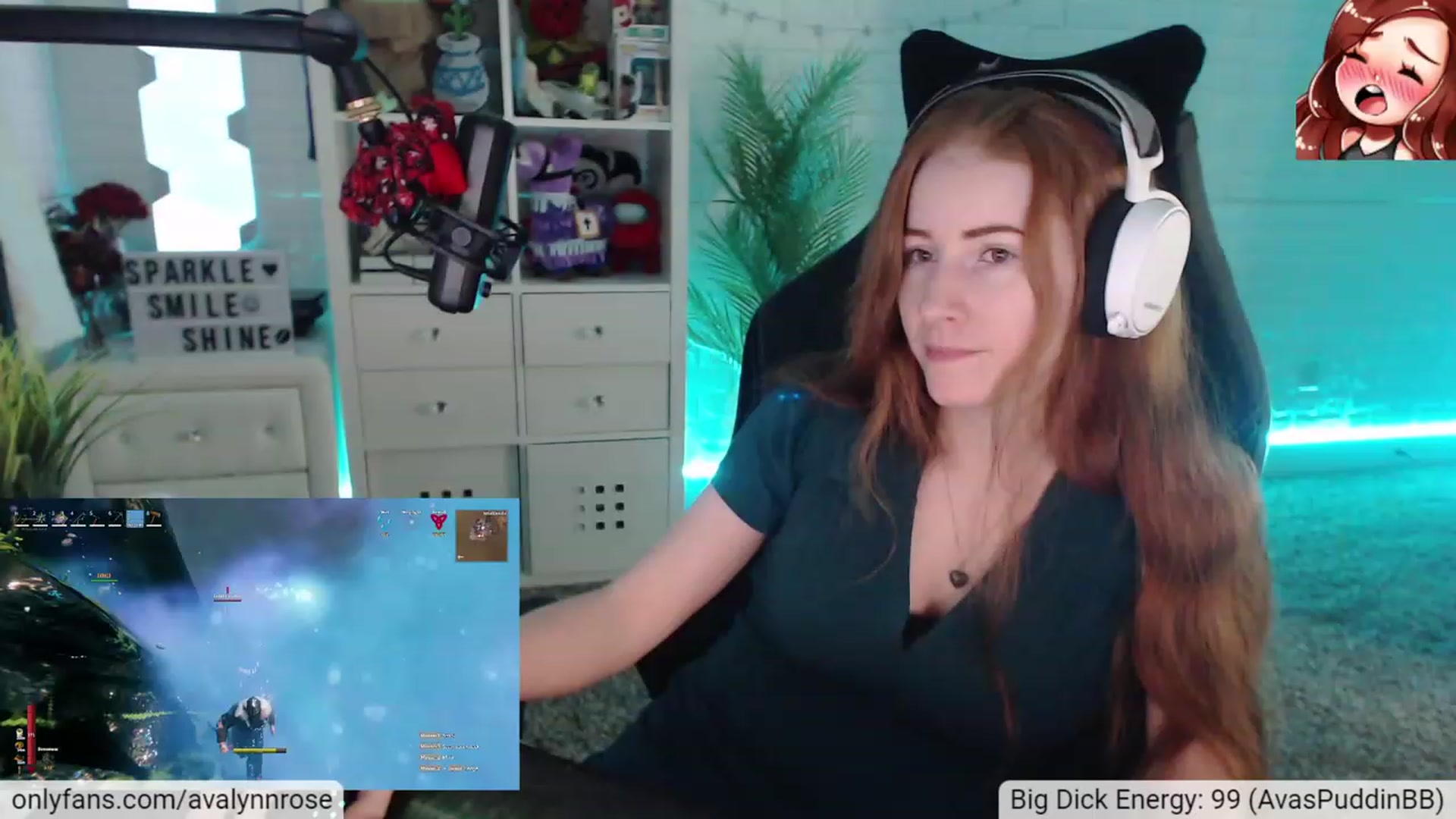 Gallery image thumbnail from AvalynnRose's myfreecams stream on, 12/10/2022, 01:25 image 9 of 20
