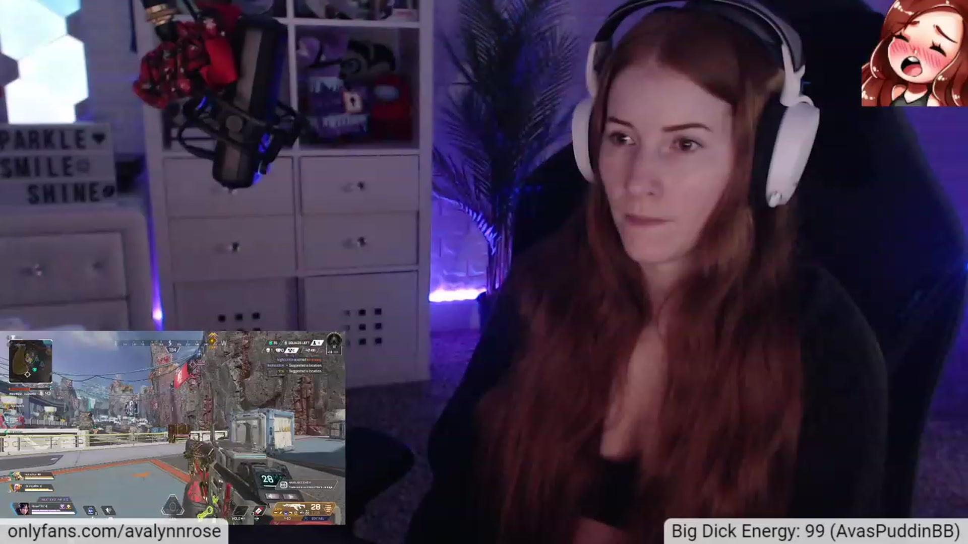 Gallery image thumbnail from AvalynnRose's myfreecams stream on, 12/31/2022, 03:54 image 2 of 20