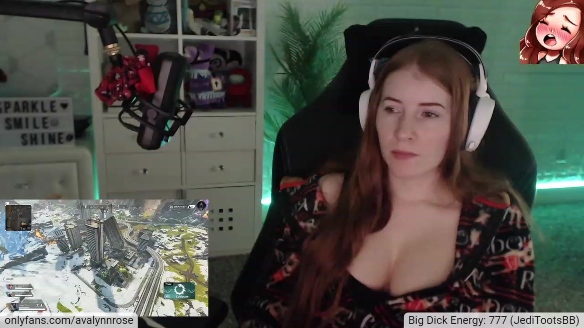 Gallery image thumbnail from AvalynnRose's myfreecams stream on, 02/05/2023, 04:03 image 6 of 20